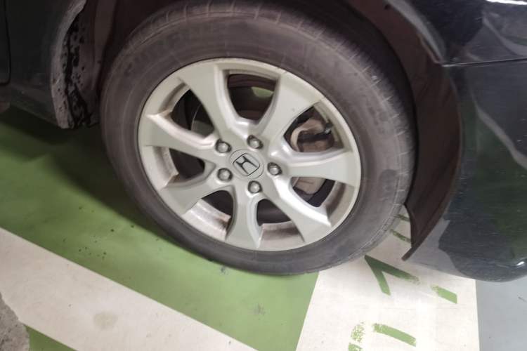 Used Honda Civic 2012 1.8L automatic comfort version Right Front Wheel Hub