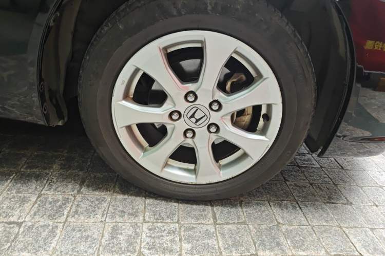 Used Honda Civic 2012 1.8L automatic comfort version Right Front Wheel Hub
