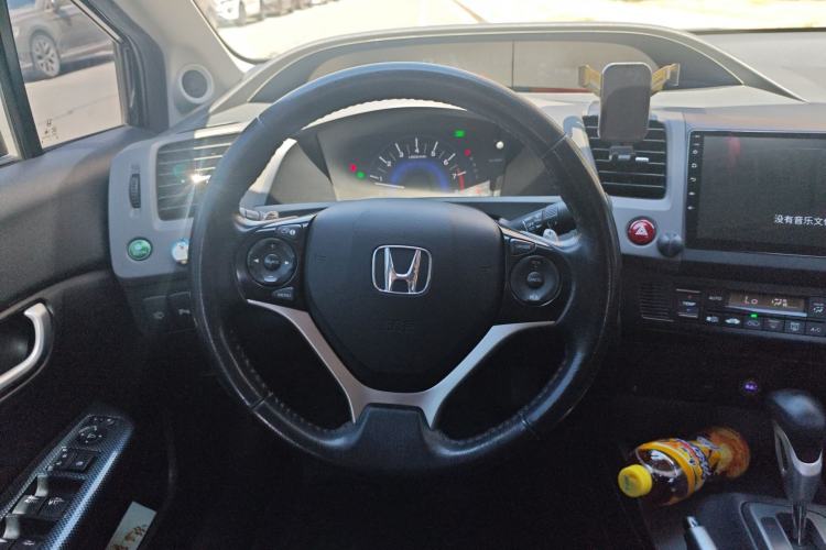 Used Honda Civic 2012 1.8L automatic luxury edition Steering Wheel