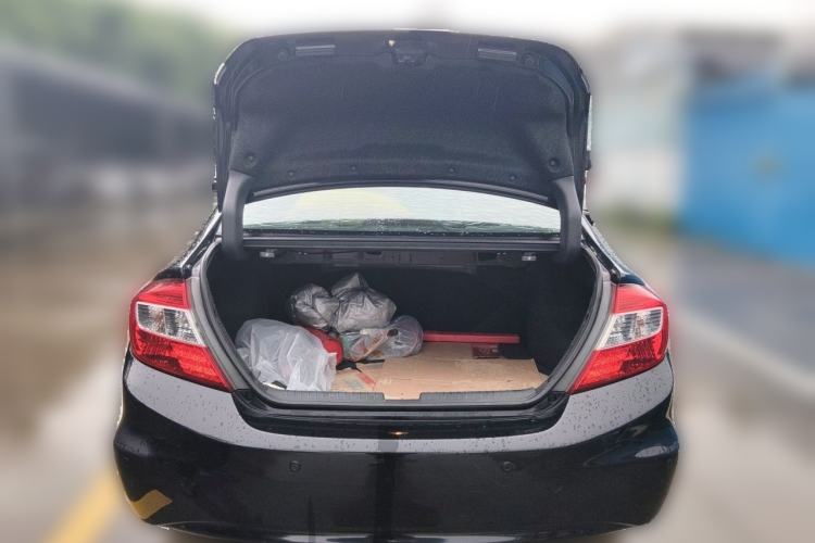 Used Honda Civic 2012 1.8L automatic luxury edition Trunk