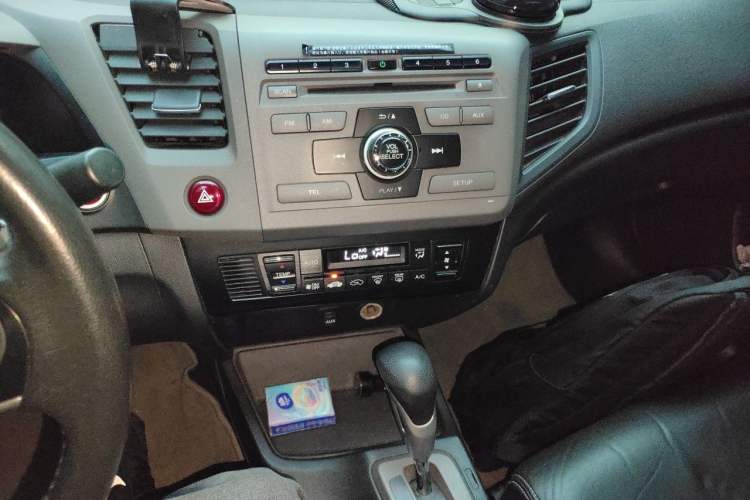 Used Honda Civic 2012 2.0L Automatic TYPE-S Audio And AC Panel