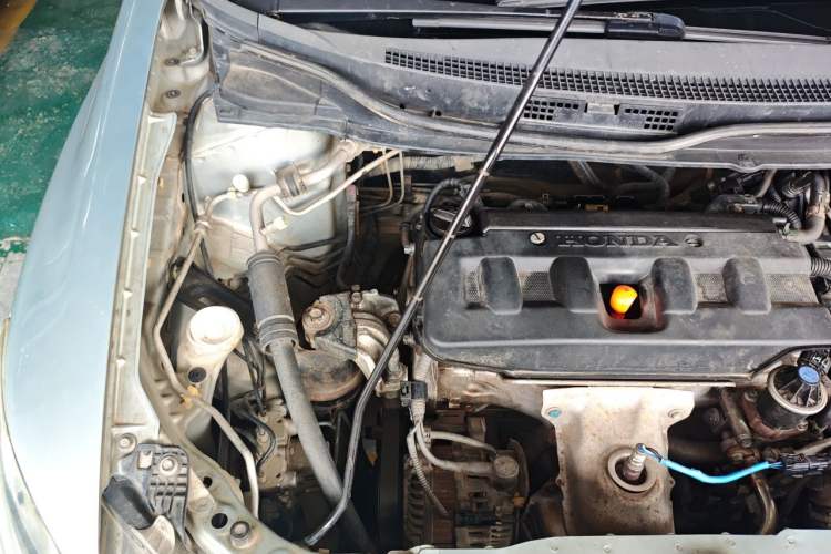 Used Honda Civic 2012 1.8L automatic comfort version Engine Bay Right