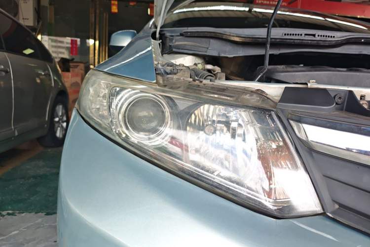 Used Honda Civic 2012 1.8L automatic comfort version Right Front Headlight