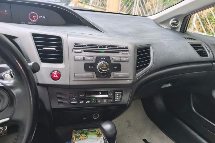 Used Honda Civic 2012 2.0L Automatic TYPE-S Audio And AC Panel