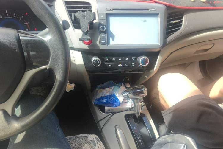 Used Honda Civic 2012 1.8L automatic comfort version Audio And AC Panel