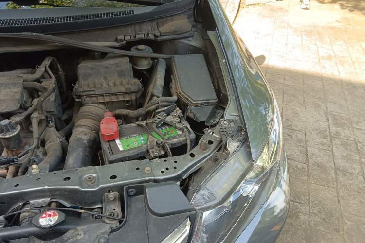 Used Honda Civic 2012 1.8L automatic comfort version Engine Bay Left