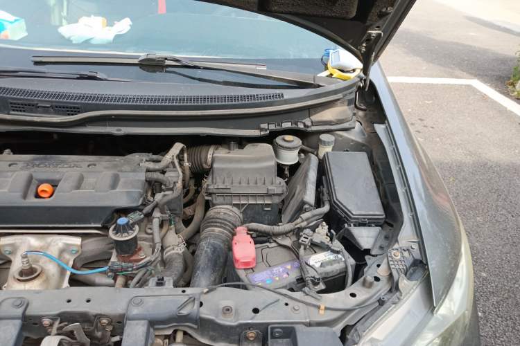 Used Honda Civic 2012 1.8L manual Comfort version Engine Bay Left