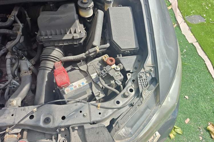 Used Honda Civic 2012 1.8L manual Comfort version Engine Bay Left