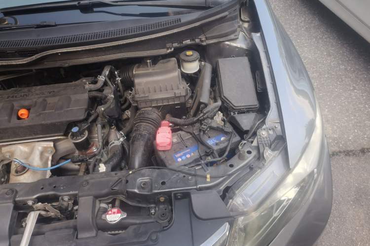 Used Honda Civic 2012 1.8L automatic comfort version Engine Bay Left