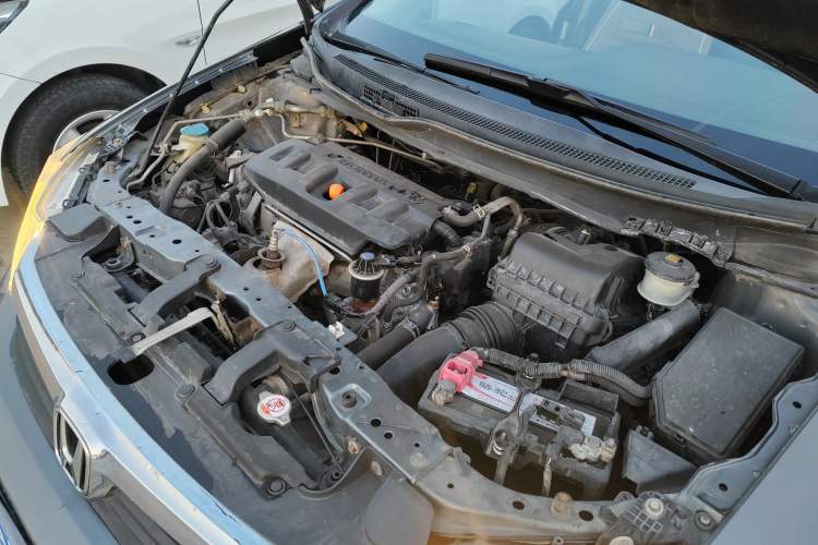 Used Honda Civic 2012 1.8L automatic comfort version Engine Bay