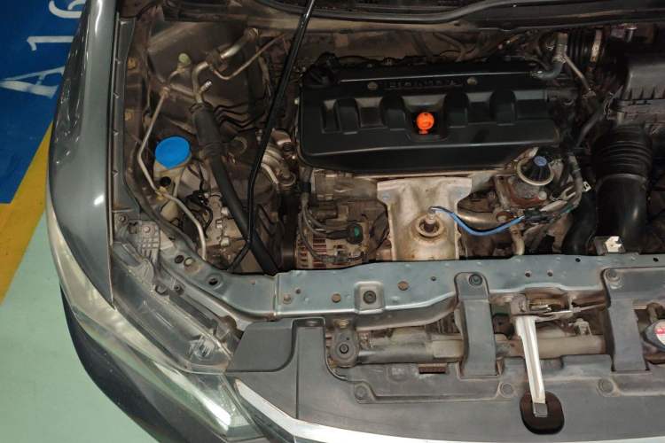 Used Honda Civic 2012 1.8L automatic comfort version Engine Bay Right
