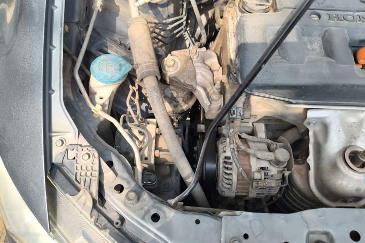 Used Honda Civic 2012 1.8L automatic luxury edition Engine Bay Right