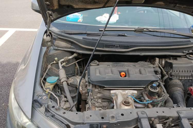 Used Honda Civic 2012 1.8L manual Comfort version Engine Bay Right