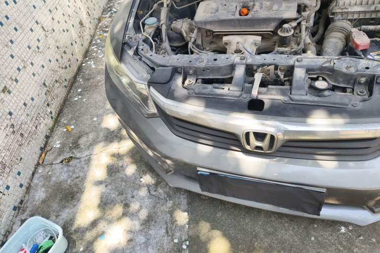 Used Honda Civic 2012 1.8L automatic comfort version Engine Bay Right