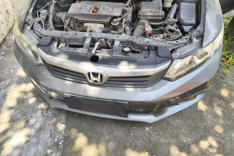 Used Honda Civic 2012 1.8L automatic comfort version Engine Bay