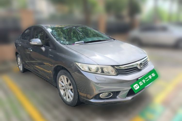 Used Honda Civic 2012 1.8L automatic luxury edition Front Right 45 Deg
