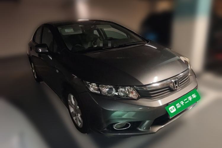 Used Honda Civic 2012 1.8L automatic comfort version Front Right 45 Deg