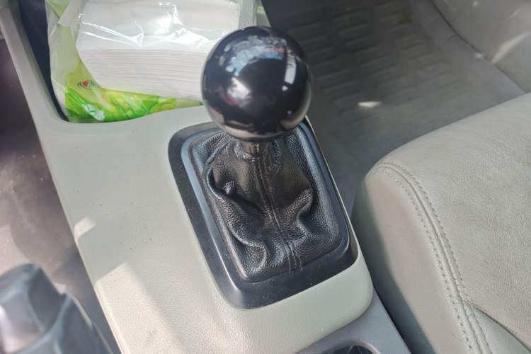 Used Honda Civic 2012 1.8L manual Comfort version Gear Lever