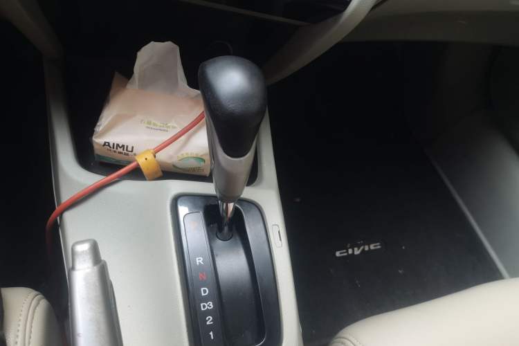 Used Honda Civic 2012 1.8L automatic comfort version Gear Lever