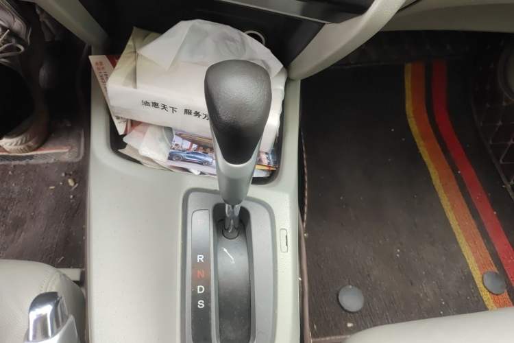 Used Honda Civic 2012 1.8L automatic luxury edition Gear Lever