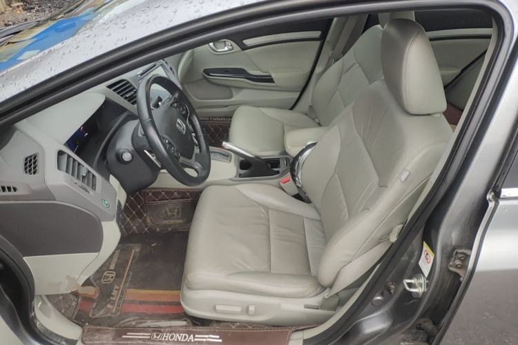 Used Honda Civic 2012 1.8L automatic luxury edition Left Front Seat