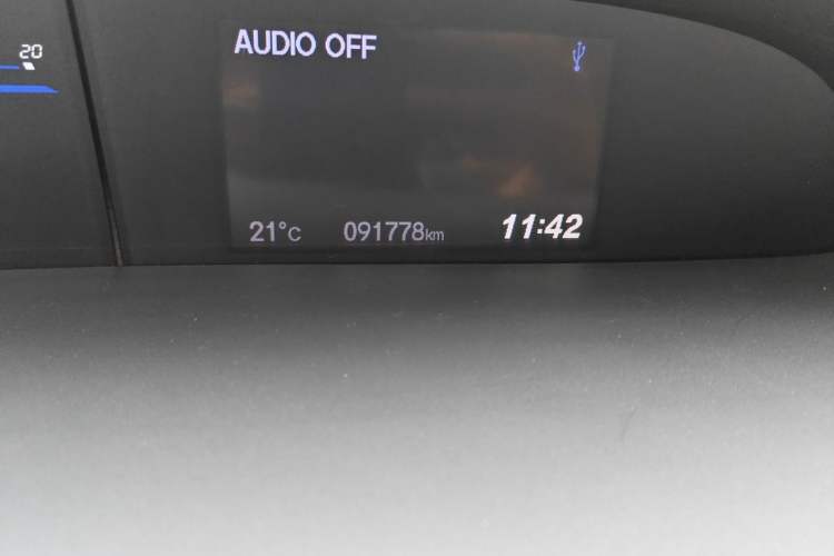 Used Honda Civic 2012 1.8L manual Comfort version Odometer Close Up