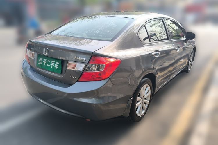 Used Honda Civic 2012 1.8L automatic luxury edition Rear Right 45 Deg