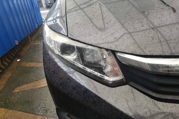 Used Honda Civic 2012 1.8L automatic comfort version Right Front Headlight