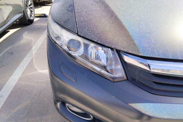 Used Honda Civic 2012 1.8L automatic luxury edition Right Front Headlight