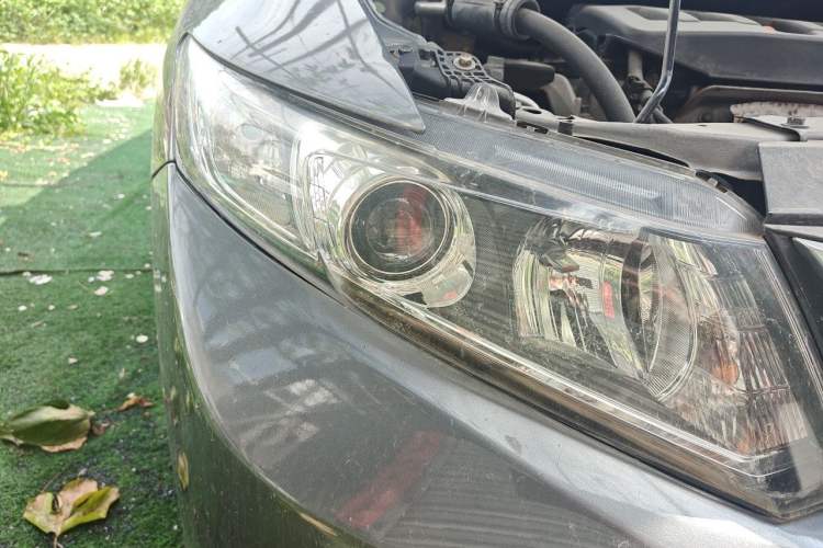 Used Honda Civic 2012 1.8L manual Comfort version Right Front Headlight