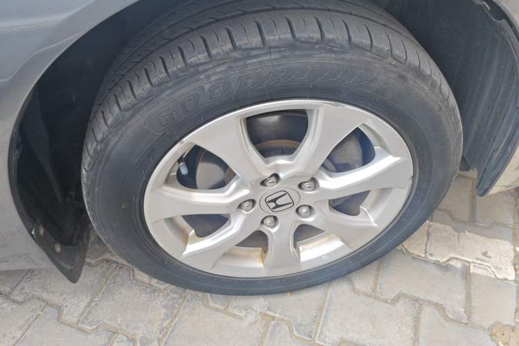 Used Honda Civic 2012 1.8L manual Comfort version Right Front Wheel Hub