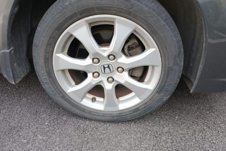 Used Honda Civic 2012 1.8L manual Comfort version Right Front Wheel Hub