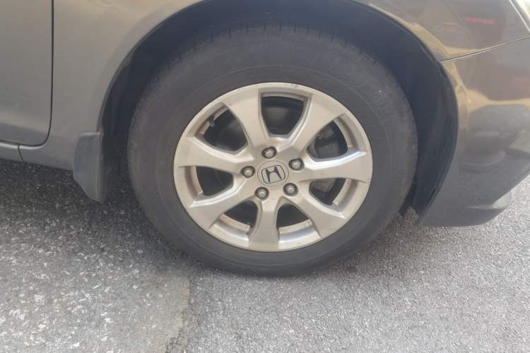 Used Honda Civic 2012 1.8L automatic comfort version Right Front Wheel Hub