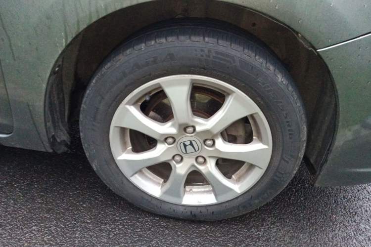 Used Honda Civic 2012 1.8L manual Comfort version Right Front Wheel Hub