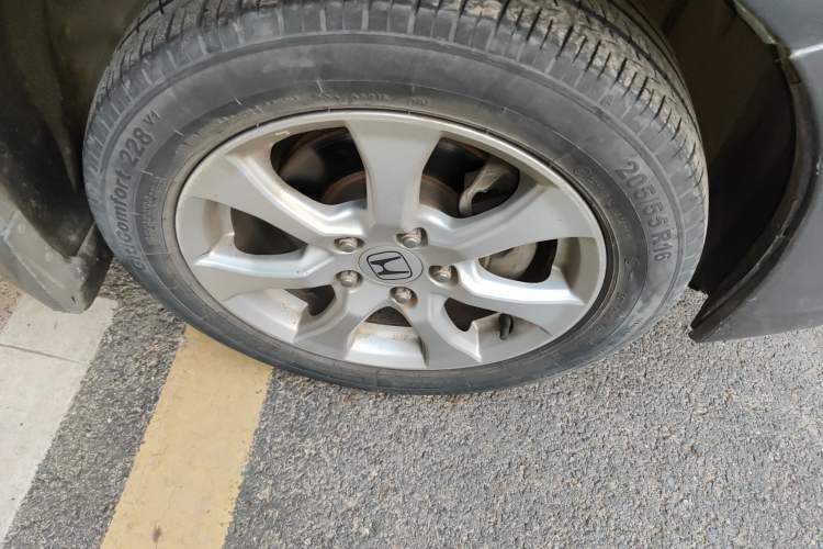 Used Honda Civic 2012 1.8L automatic comfort version Right Front Wheel Hub