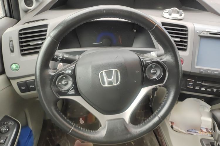 Used Honda Civic 2012 1.8L automatic luxury edition Steering Wheel