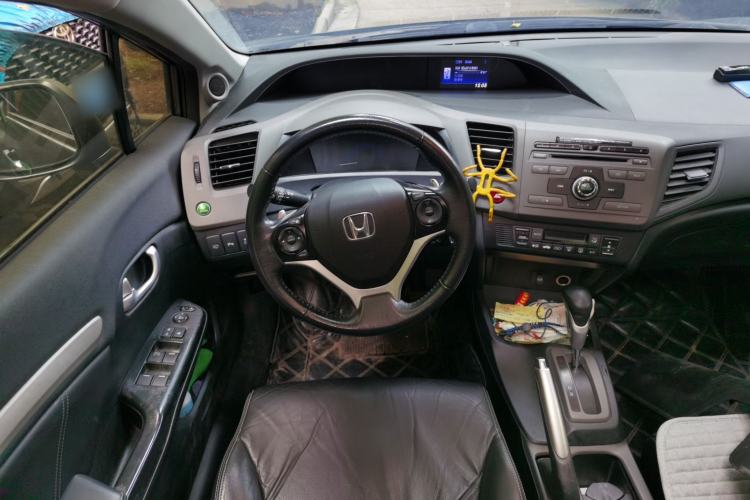 Used Honda Civic 2012 1.8L automatic luxury edition Steering Wheel
