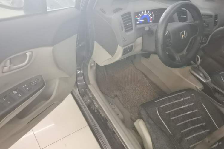 Used Honda Civic 2012 1.8L automatic comfort version Driver Seat