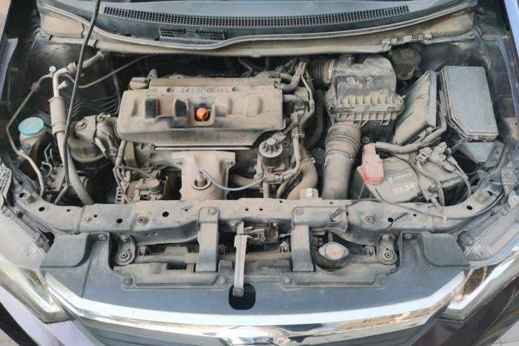 Used Honda Civic 2012 1.8L automatic luxury edition Engine Bay