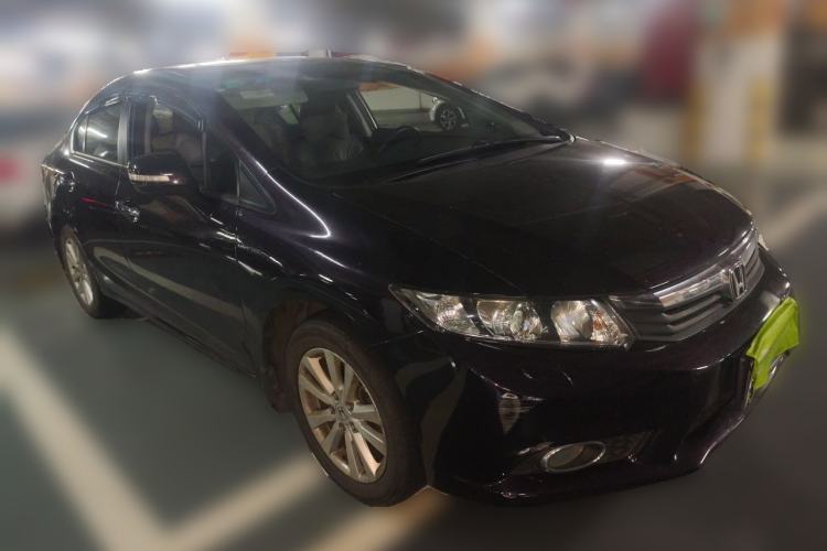 Used Honda Civic 2012 1.8L automatic luxury edition Front Right 45 Deg