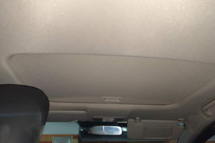 Used Honda Civic 2012 1.8L automatic luxury edition Headliner
