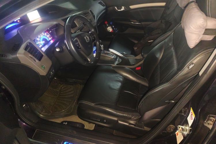 Used Honda Civic 2012 1.8L automatic luxury edition Left Front Seat