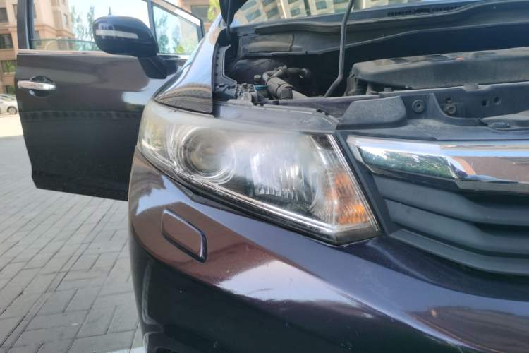Used Honda Civic 2012 1.8L automatic luxury edition Right Front Headlight