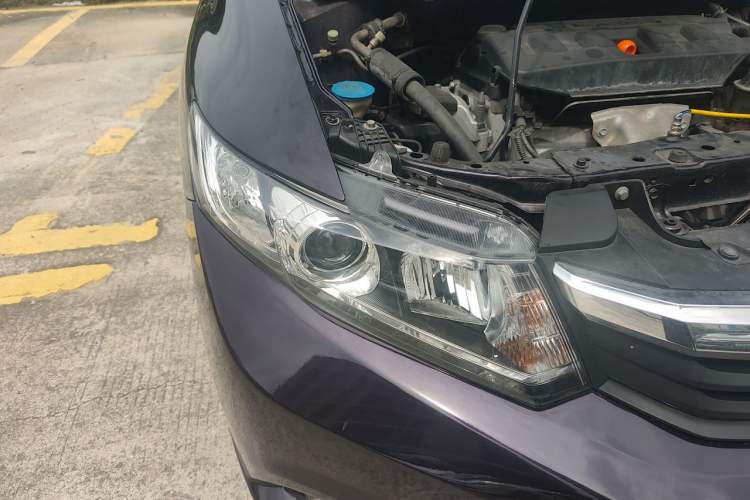 Used Honda Civic 2012 1.8L automatic comfort version Right Front Headlight