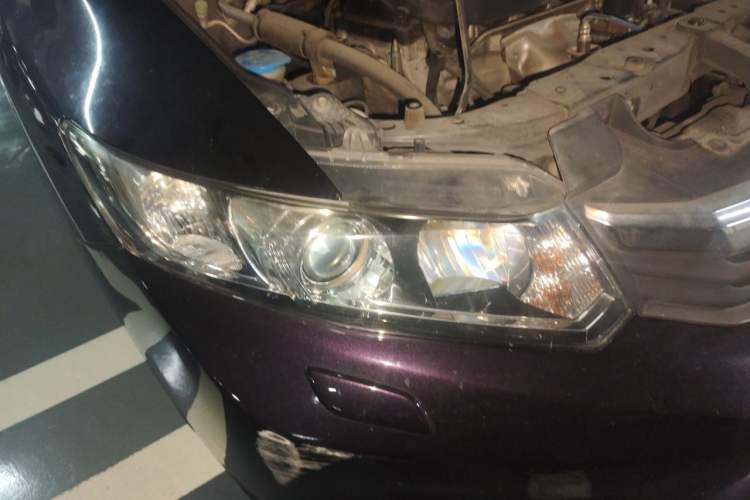 Used Honda Civic 2012 1.8L automatic luxury edition Right Front Headlight
