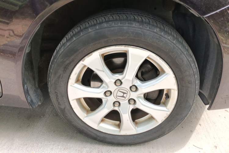 Used Honda Civic 2012 1.8L automatic comfort version Right Front Wheel Hub