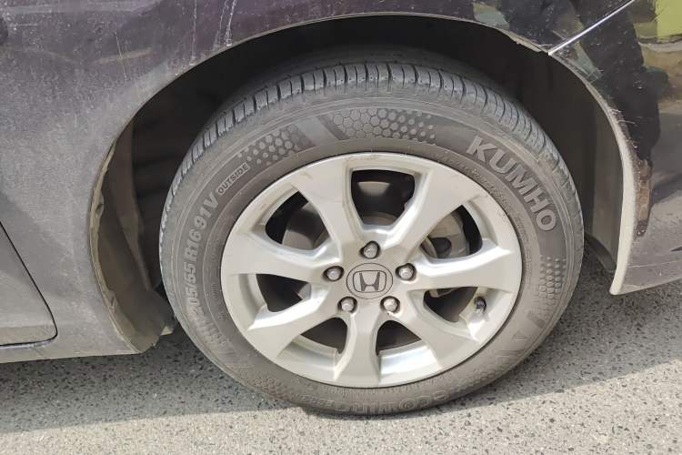 Used Honda Civic 2012 1.8L automatic comfort version Right Front Wheel Hub
