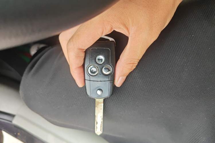 Used Honda Civic 2012 1.8L manual Comfort version Vehicle Key