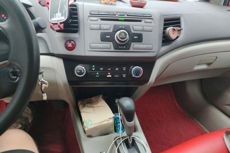 Used Honda Civic 2012 1.8L automatic comfort version Audio And AC Panel