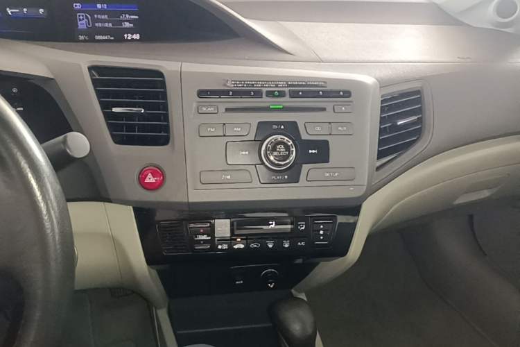 Used Honda Civic 2012 1.8L automatic comfort version Audio And AC Panel